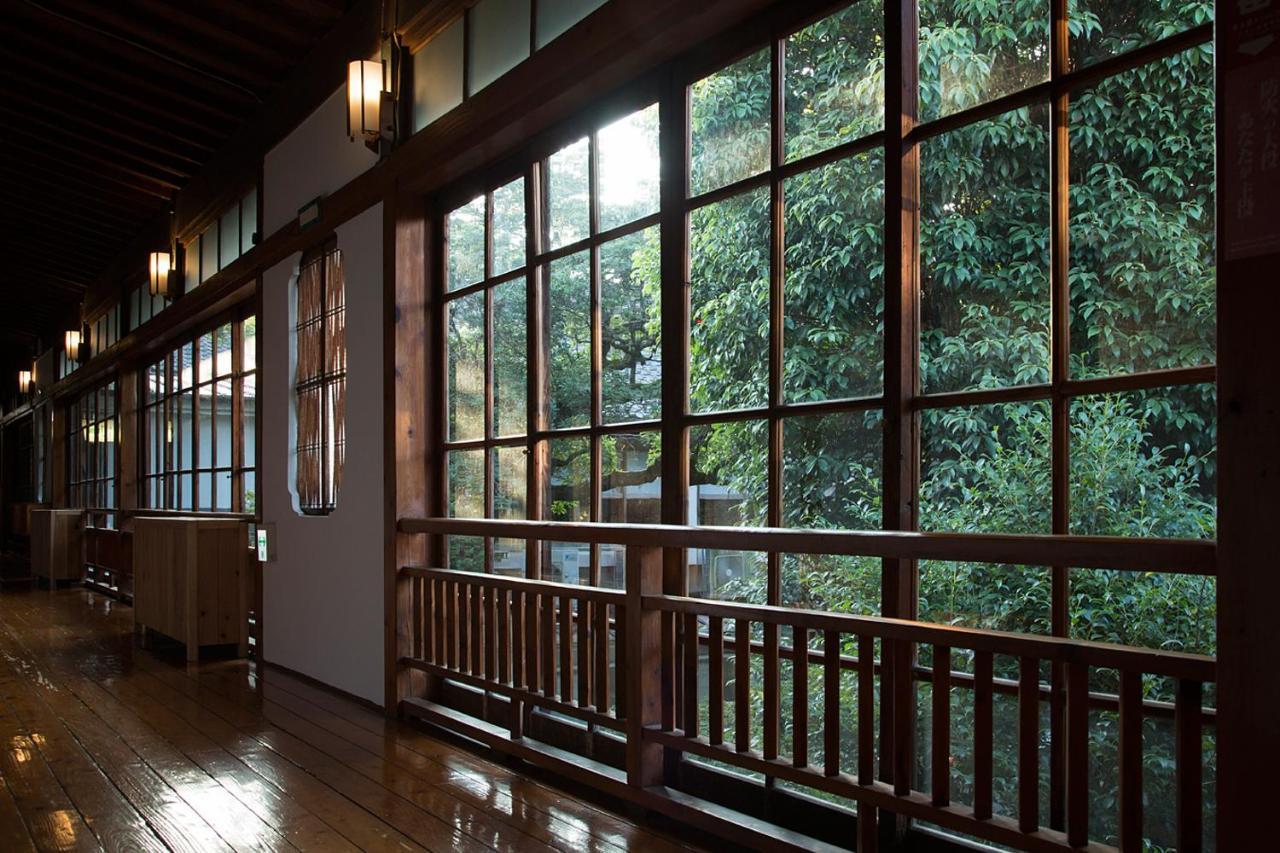 Hitoyoshi Ryokan Buitenkant foto