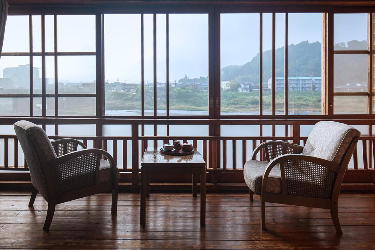 Hitoyoshi Ryokan Buitenkant foto